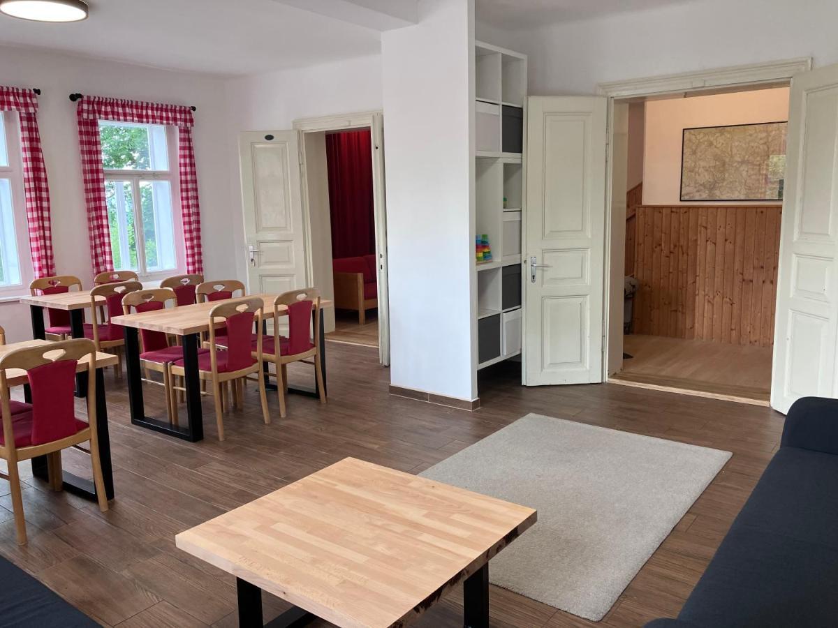 Penzion Haji Janov nad Nisou Zewnętrze zdjęcie