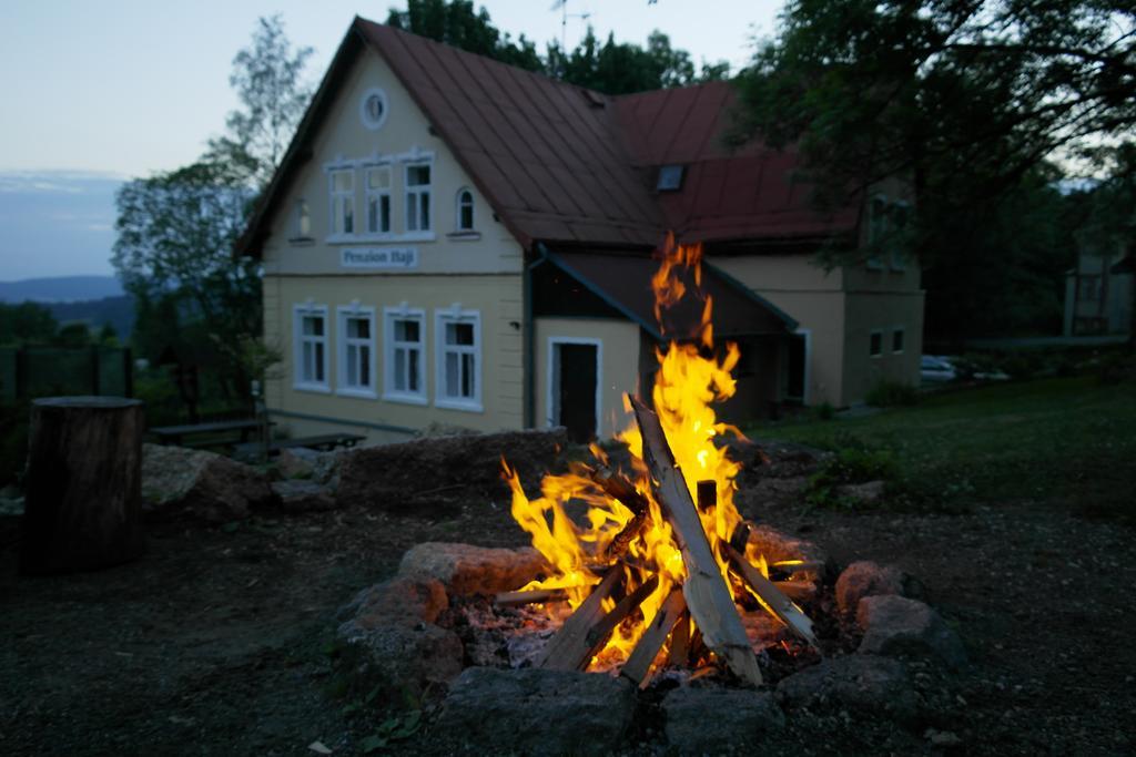 Penzion Haji Janov nad Nisou Zewnętrze zdjęcie